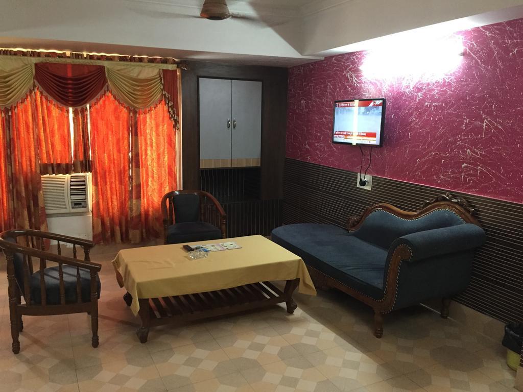 Hotel Swastik Jammu Oda fotoğraf